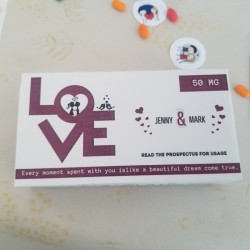 LOVE 50MG ilaç kutusu sevgiliye hediye , evlilik / çıkma teklifi, düğün davetiyesi (türkçeleştirilebilir / özelleştirilebilir)